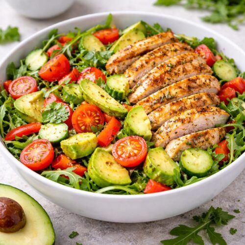 Fitness kurací šalát s avokádom